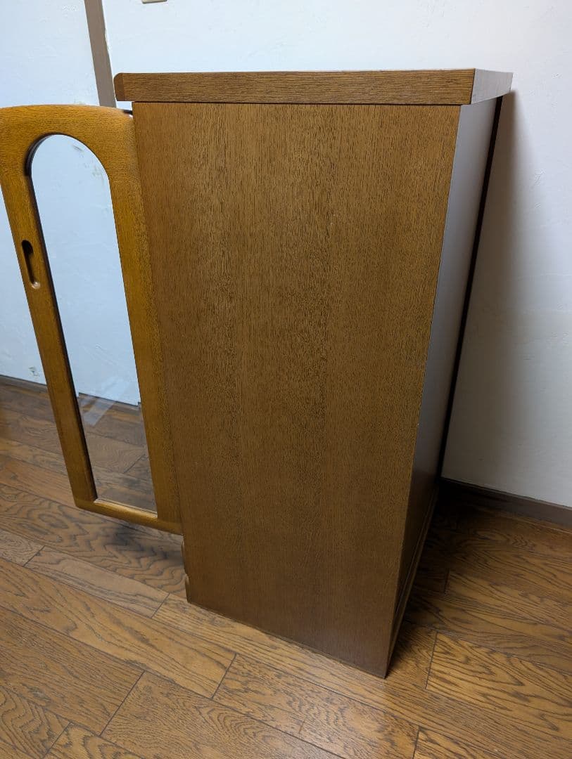 浜本工芸 木製 ガラス扉付キャビネット