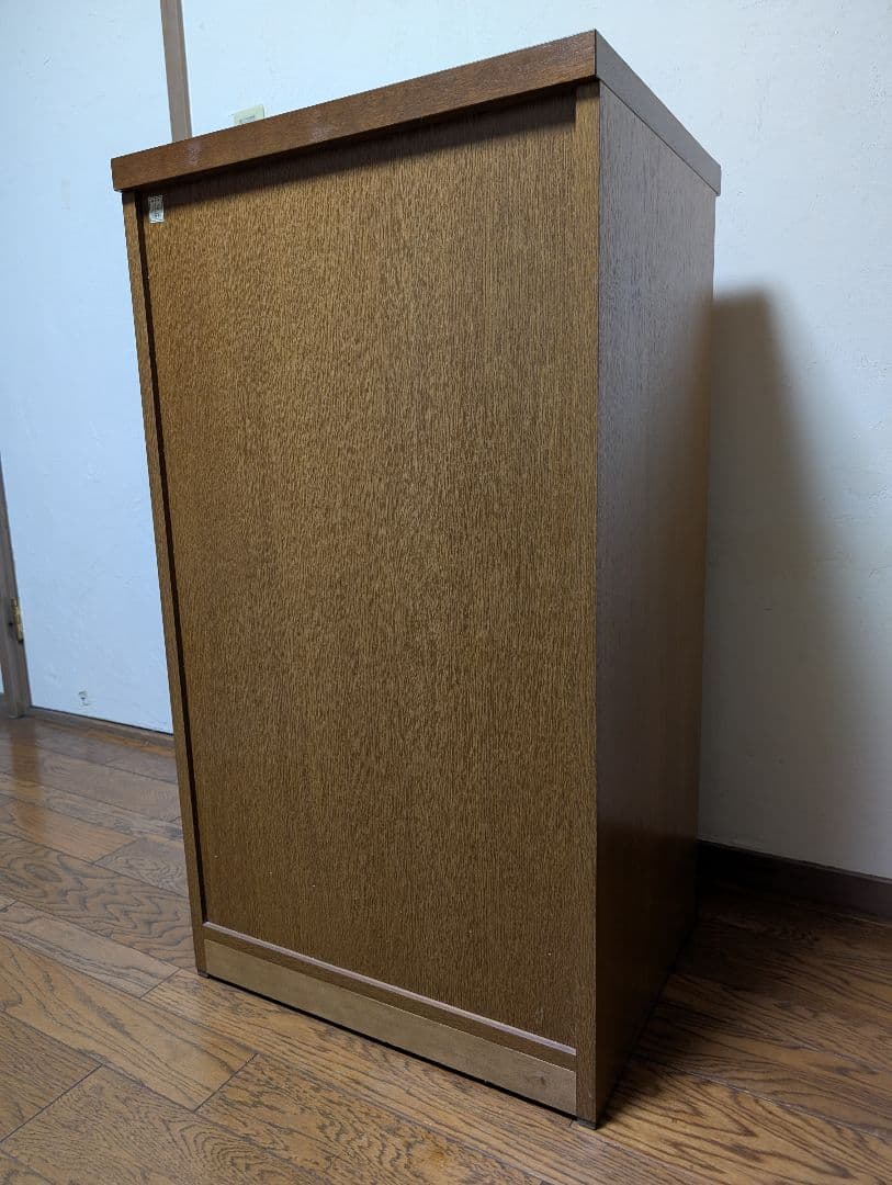 浜本工芸 木製 ガラス扉付キャビネット