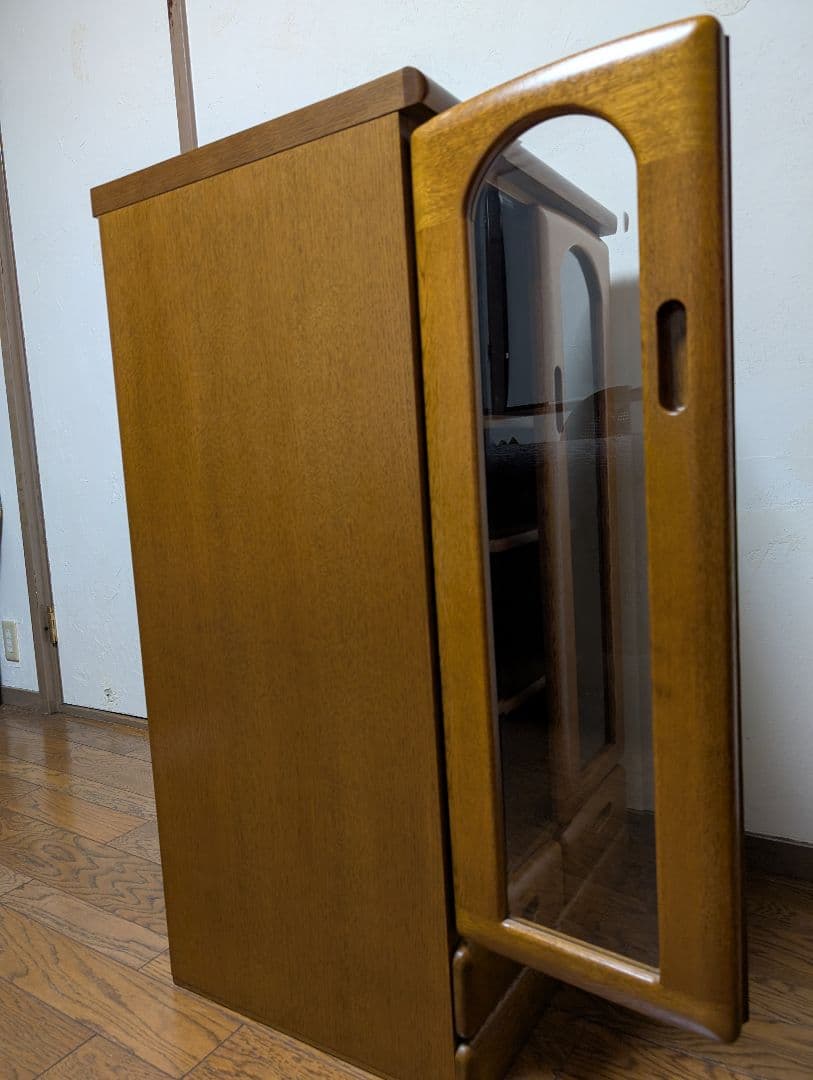 浜本工芸 木製 ガラス扉付キャビネット