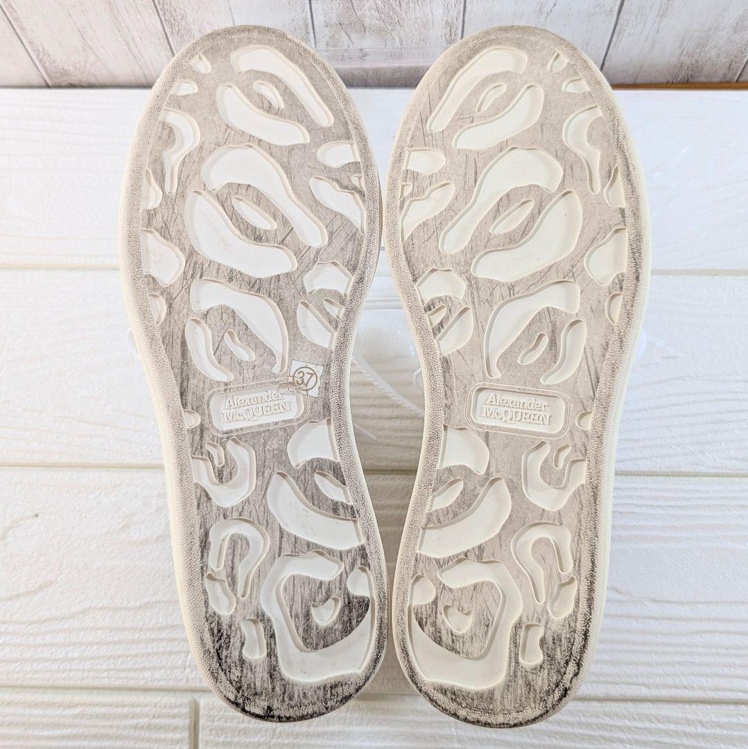 Alexandre McQueen 厚底 まだら模様グリッター入 白スニーカー
