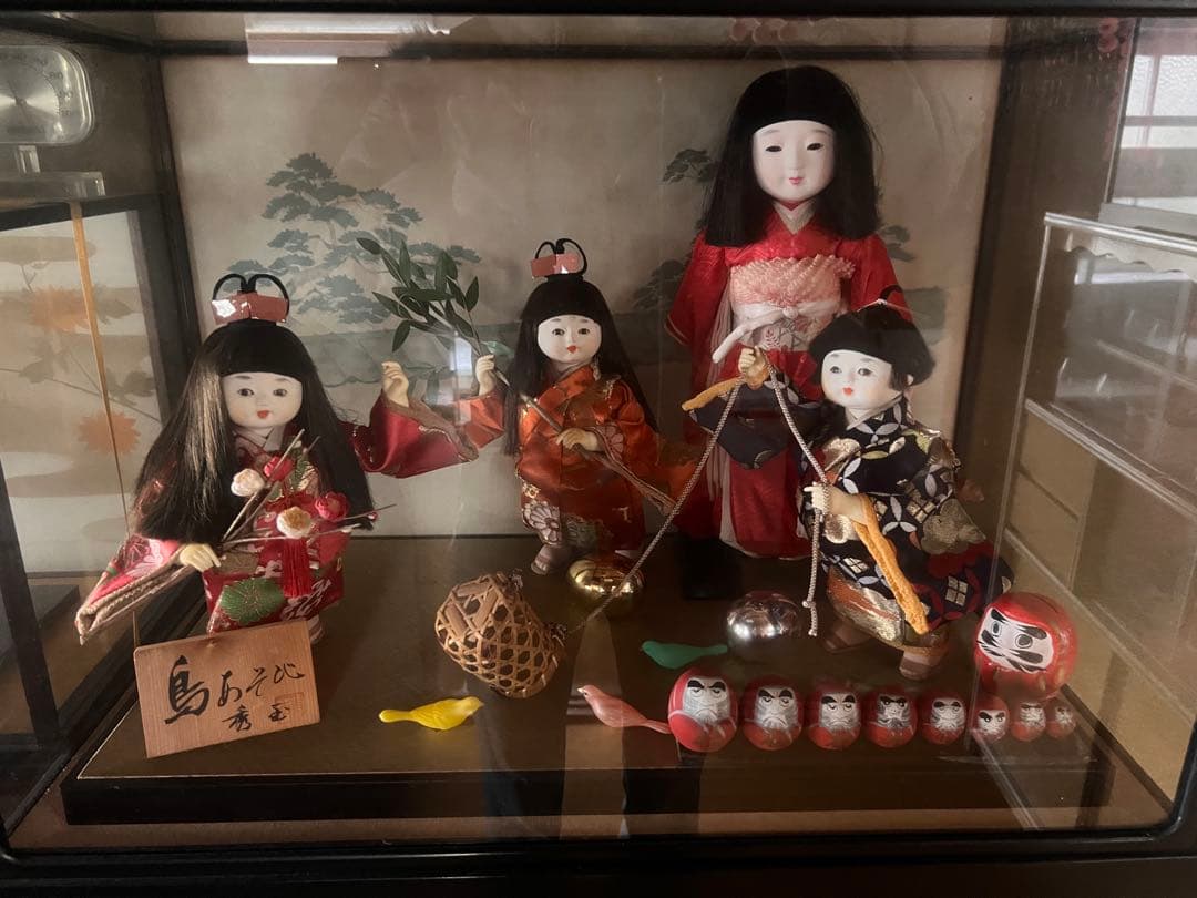 昭和レトロ 日本人形 市松人形 縁起物 ガラスケース入り 4体