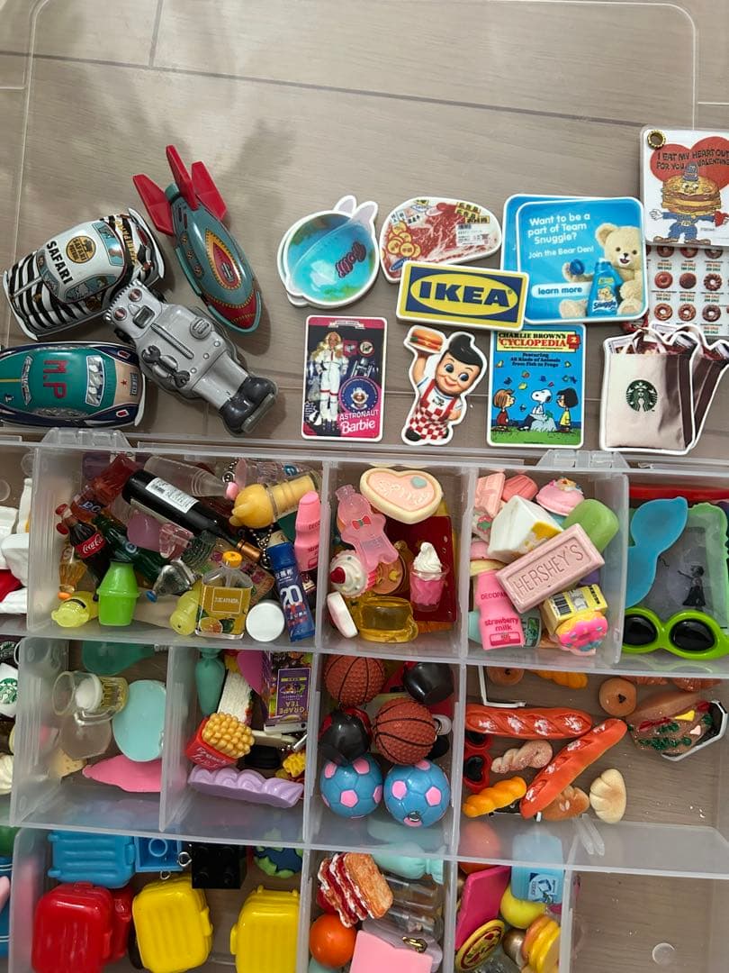 デコパーツ　じゃらじゃらキーホルダー