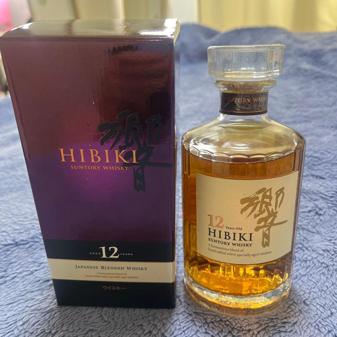 サントリー 響 12年 500ml　箱付　未開栓品　1本
