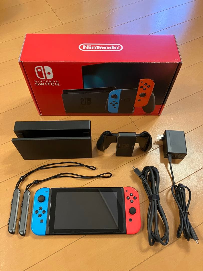 Nintendo Switch 本体 後期型 / SDカード256GB等おまけ付