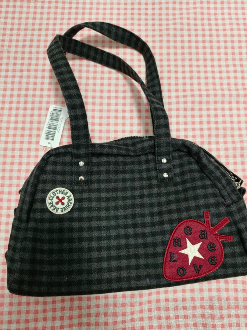 Aeae チェック柄トートバッグ いちご刺繍付き
