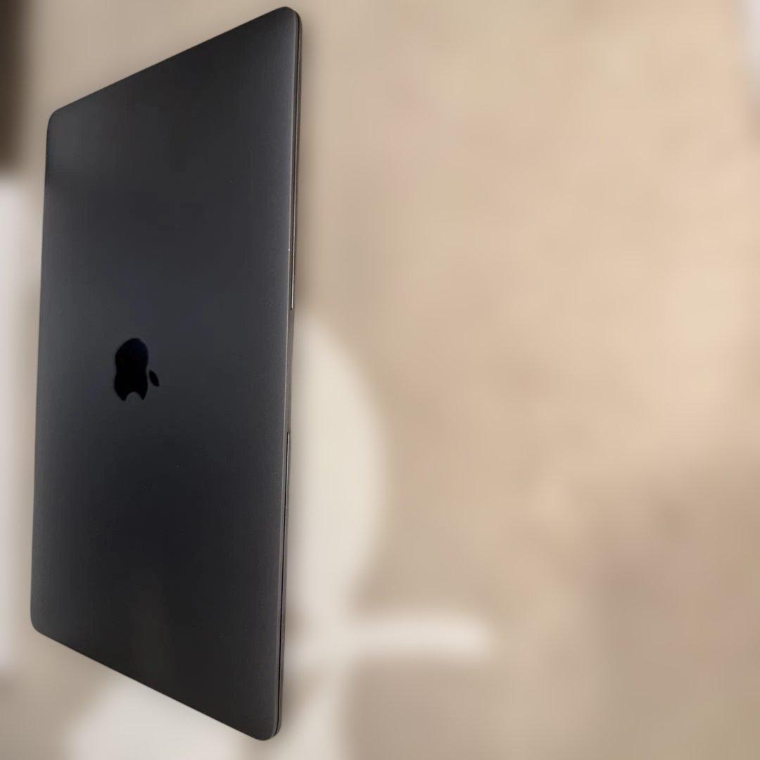 Apple MacBook Air Retina 13インチ 2018