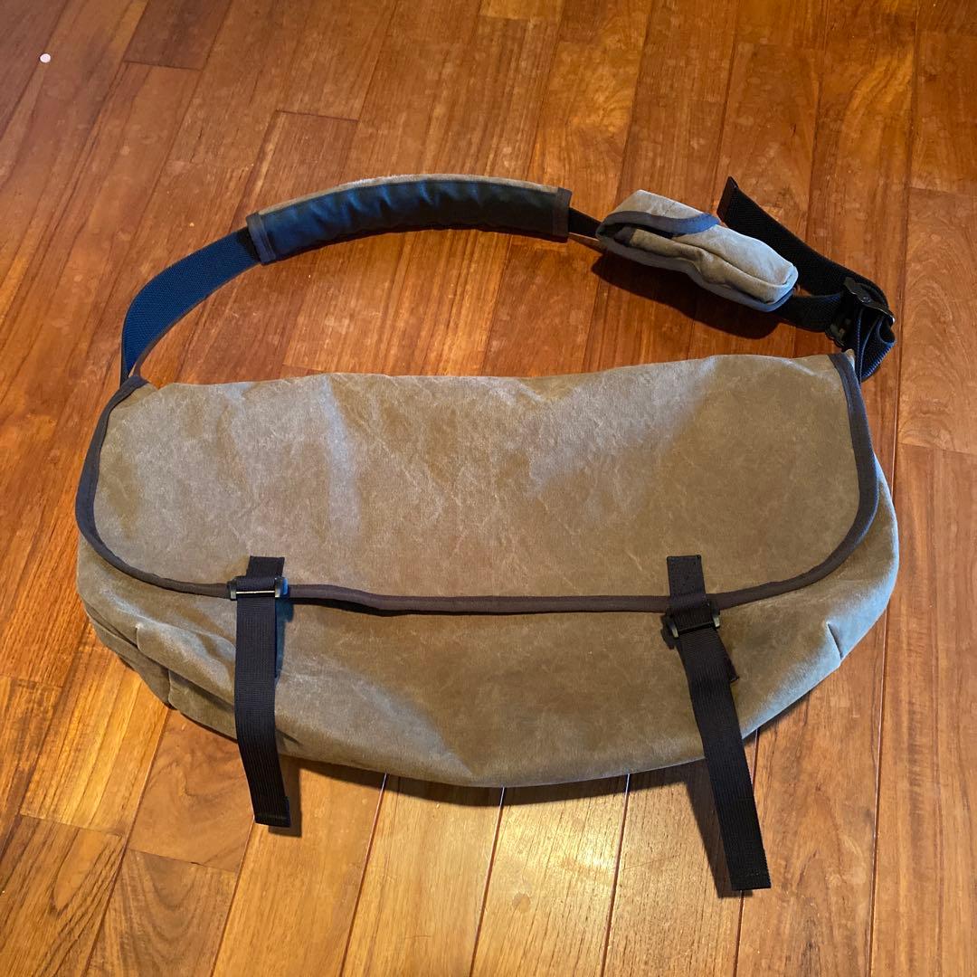 ケネスフィールド×アーツアンドクラフツ×ビームス プラスメッセンジャーバッグ