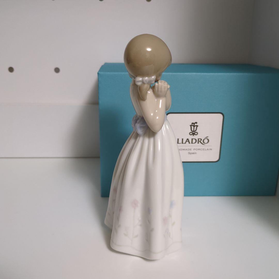 わが家のプリンセス　リヤドロ　スペイン　ポーセリン　箱付き　美品