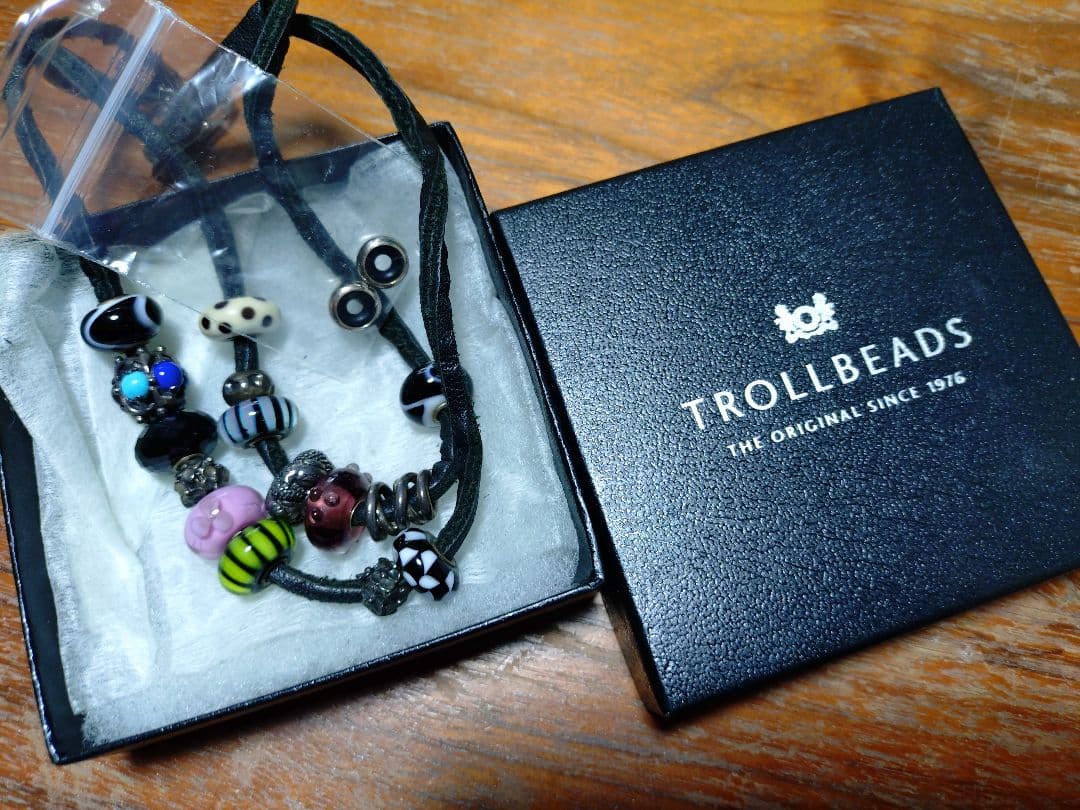 TROLLBEADSトロールビーズ/革紐ブレス