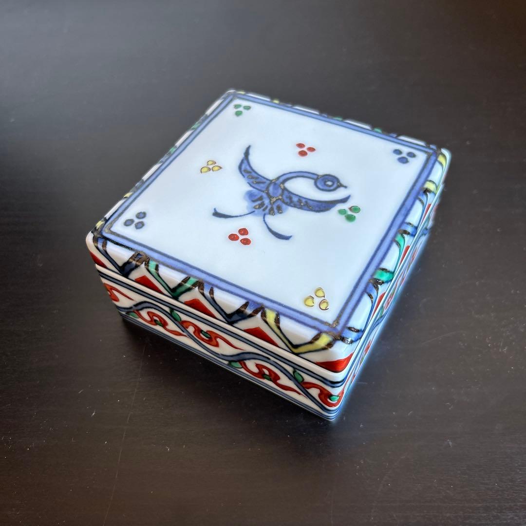 澤田痴陶人 赤絵鳥文陶箱　蓋つき小鉢　未使用品