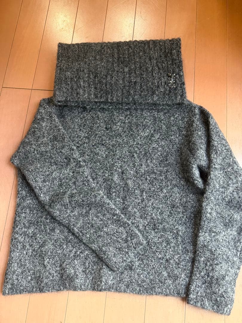 お値引き✨S MaxMara スヌード付きニット