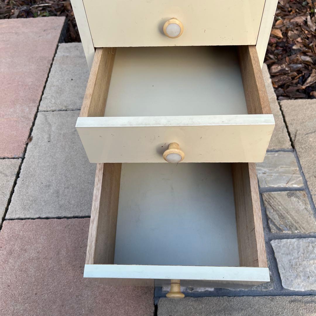 引き出し昭和レトロ　スリムチェスト 隙間収納　タンス 整理棚　10段　ホワイト