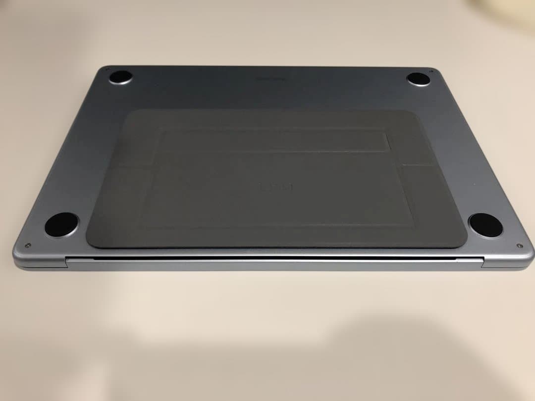 【極美品】MacBook Air 2025 (Early) 16GB/256GB