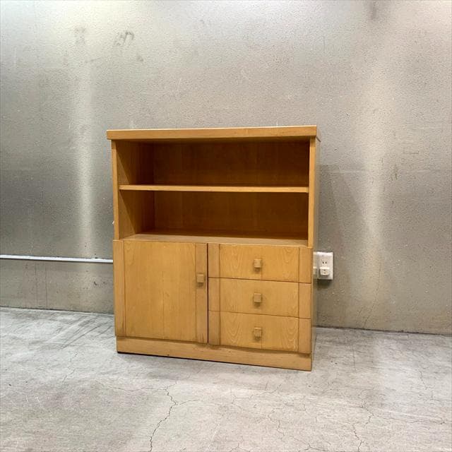 ヴィンテージのナチュラルサイドキャビネット