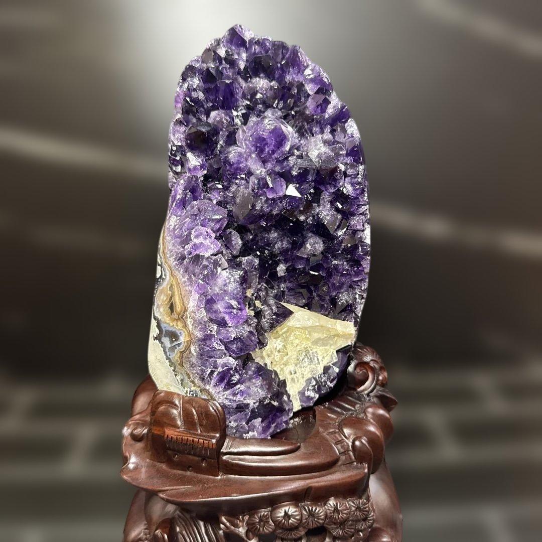 【極上品】ウルグアイ産　アメジストドーム　カルサイト共生