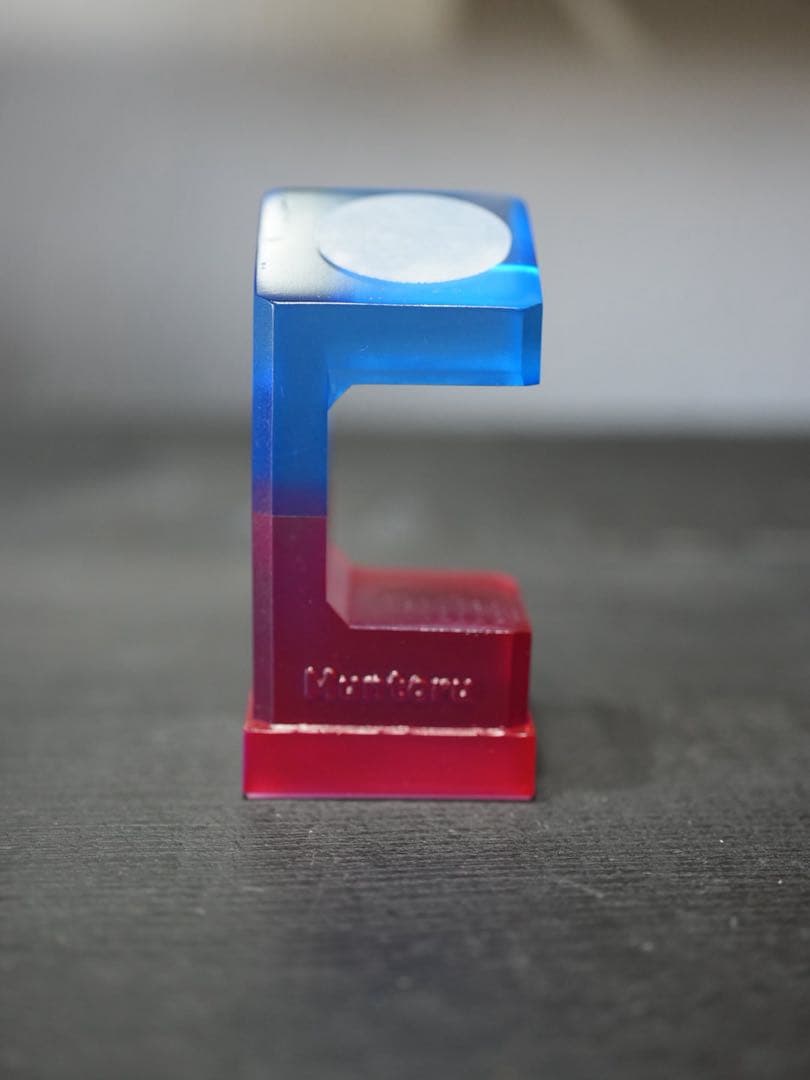 腕時計スタンド クリアレジンムントル バイカラー