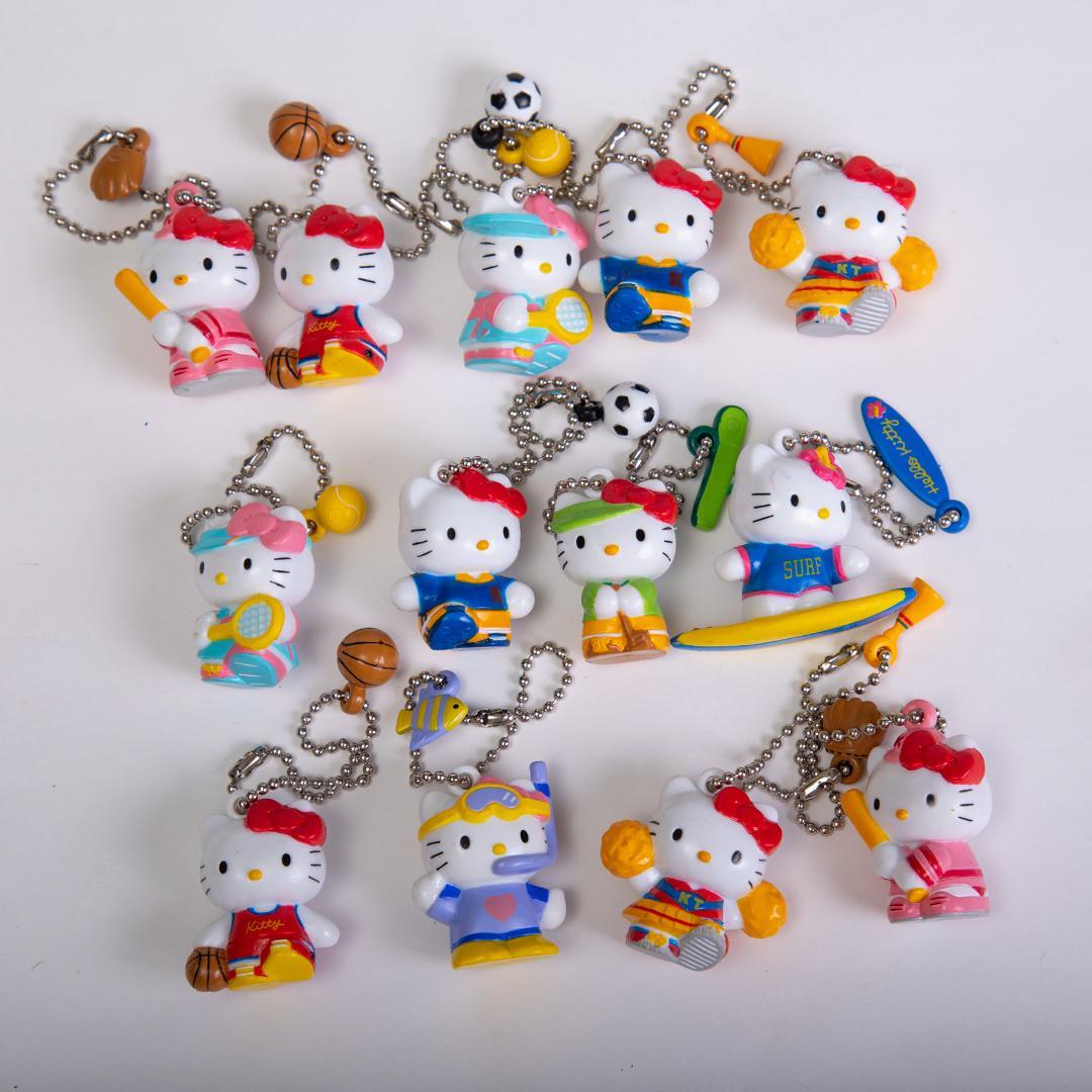 希少　レトロ　ハローキティ スポーツ　ストラップ 13個セット