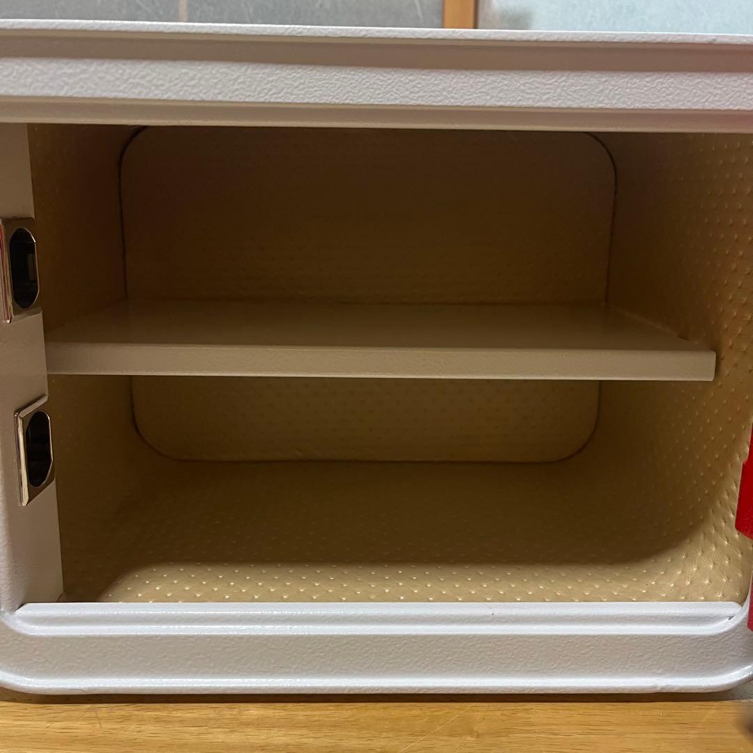 新品未使用 LIBRIO 金庫　XB006 ホワイト×レッド