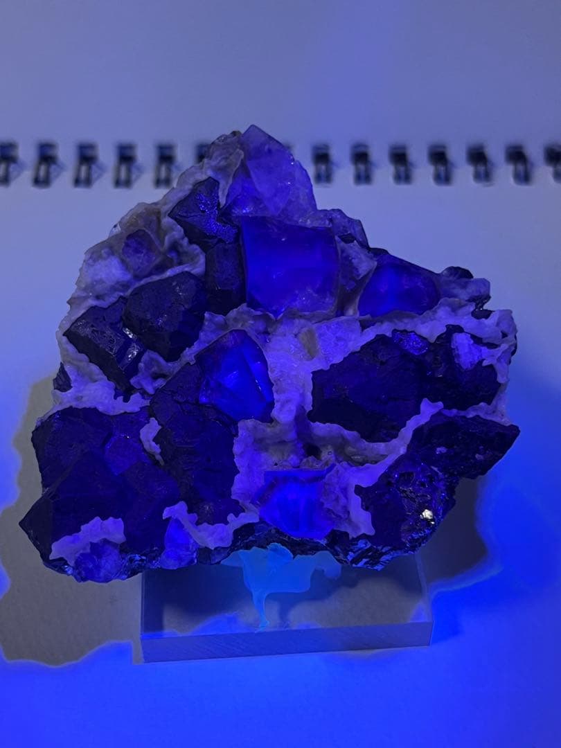 The Bull Vein産　フローライト　蛍石　原石　鉱物　鉱物標本