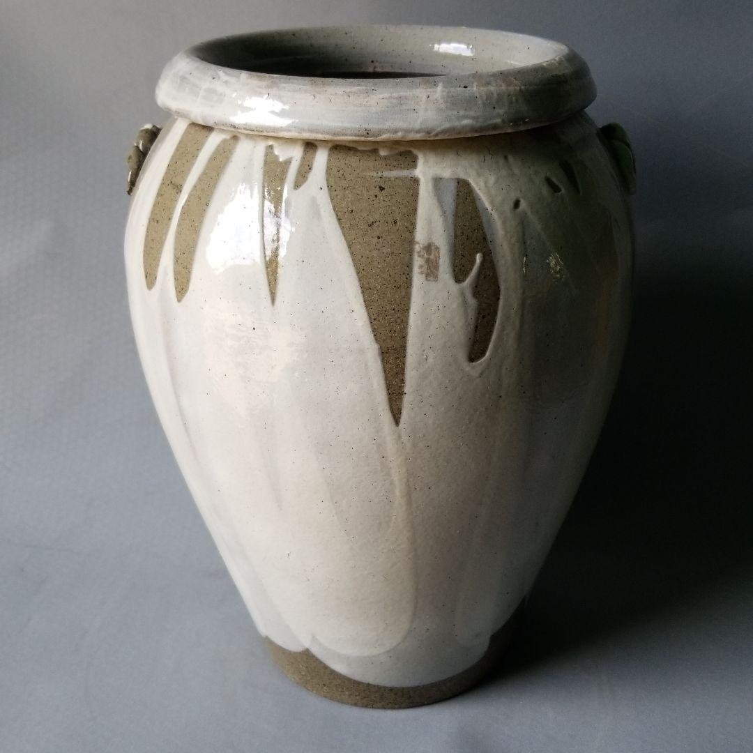 信楽焼傘立て  壺型白流し耳付き 高さ４４cm