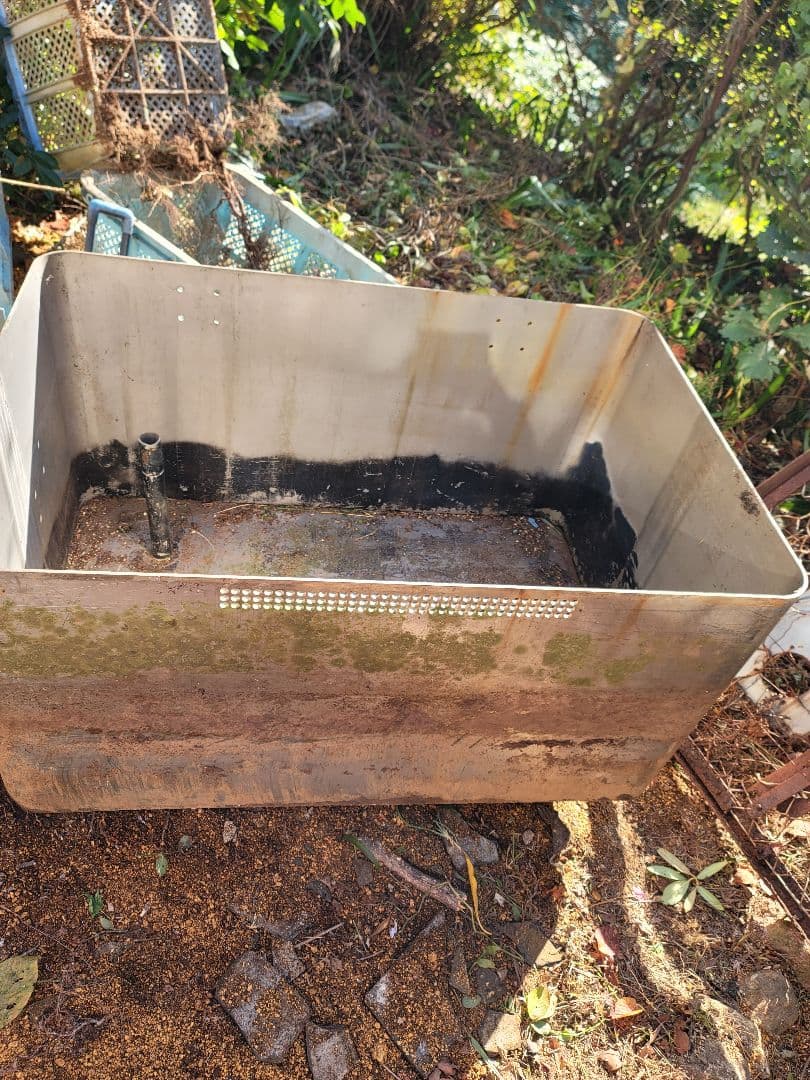 大型ステンレス水槽 排水口付き