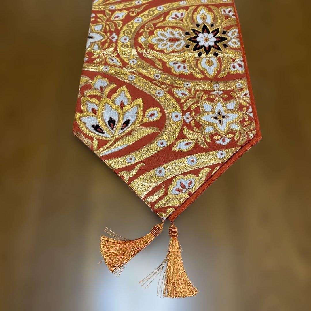 table runner 「金彩花華紋紋」帯リメイク　 アンティーク　正絹