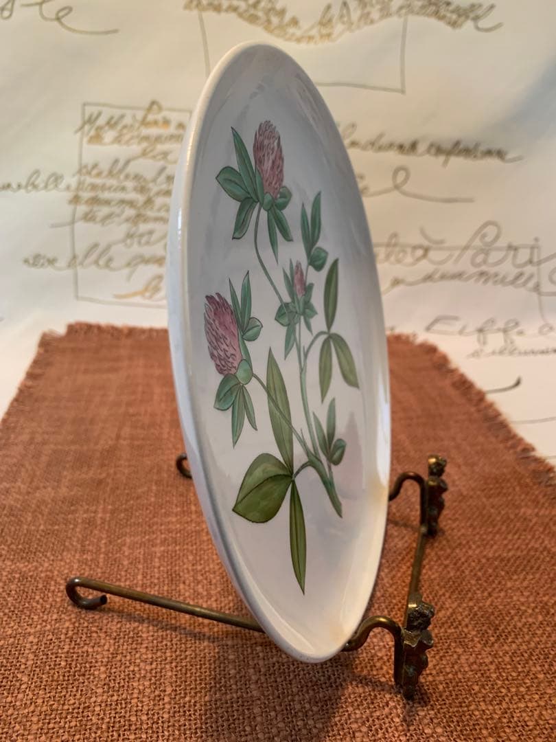 ロールストランド　レアなビンテージの可愛手書きフローラシリーズのお皿2枚セット！