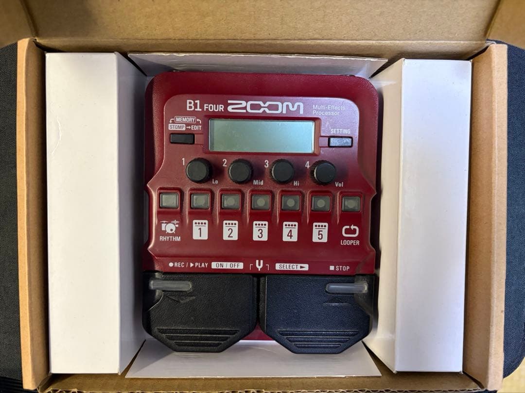 ZOOM B1 FOUR ベース用 マルチエフェクター