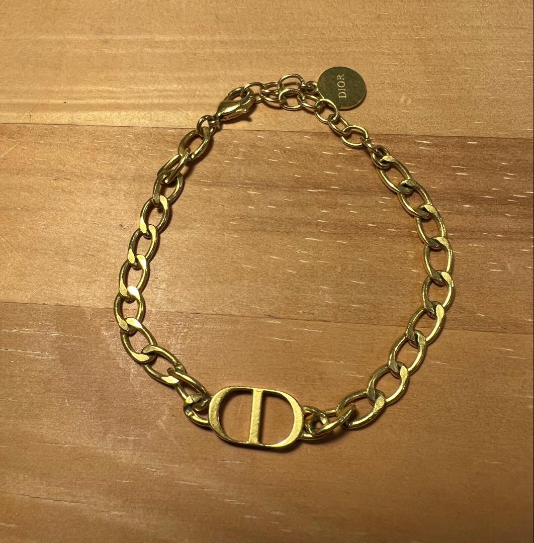 Dior ゴールドチェーンブレスレット