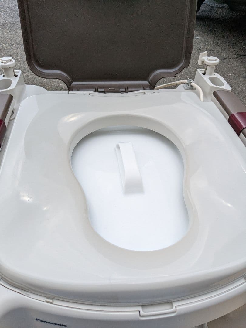 パナソニック PN-L30213 ラフィーネ ポータブルトイレ 介護用