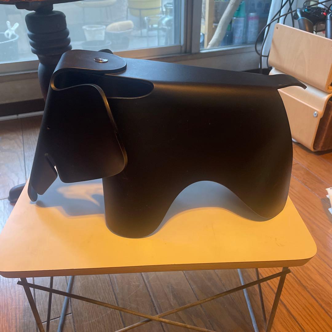 ヴィトラ　エレファント　ハーマンミラー　イームズ