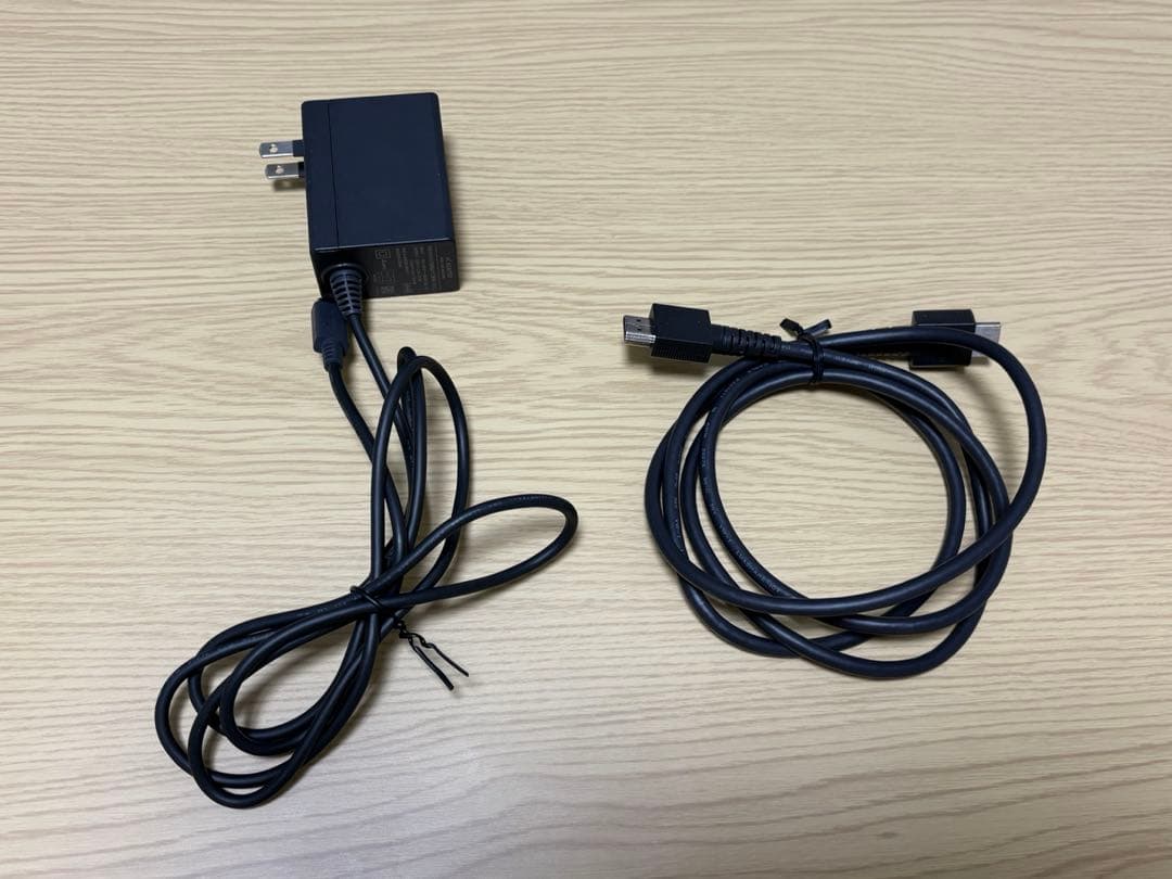 大河　Nintendo Switch本体　青/赤 Joy-Con付き