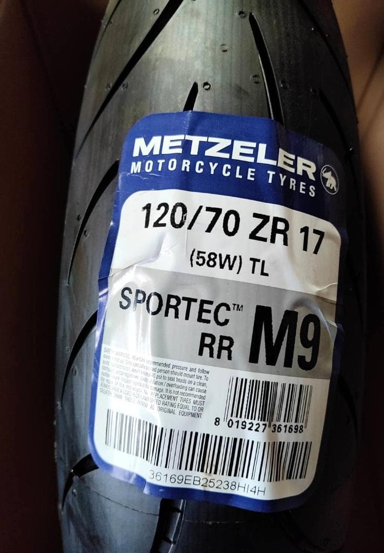 22年製室内保管バイク用メッツラーM9 RR 120/70R17フロント用