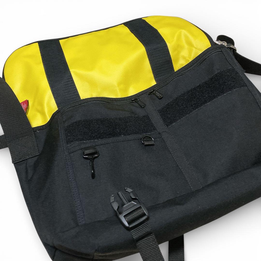 ほぼ新品　定価2万 A3収納 防水 マンハッタンポーテージ メッセンジャーバッグ