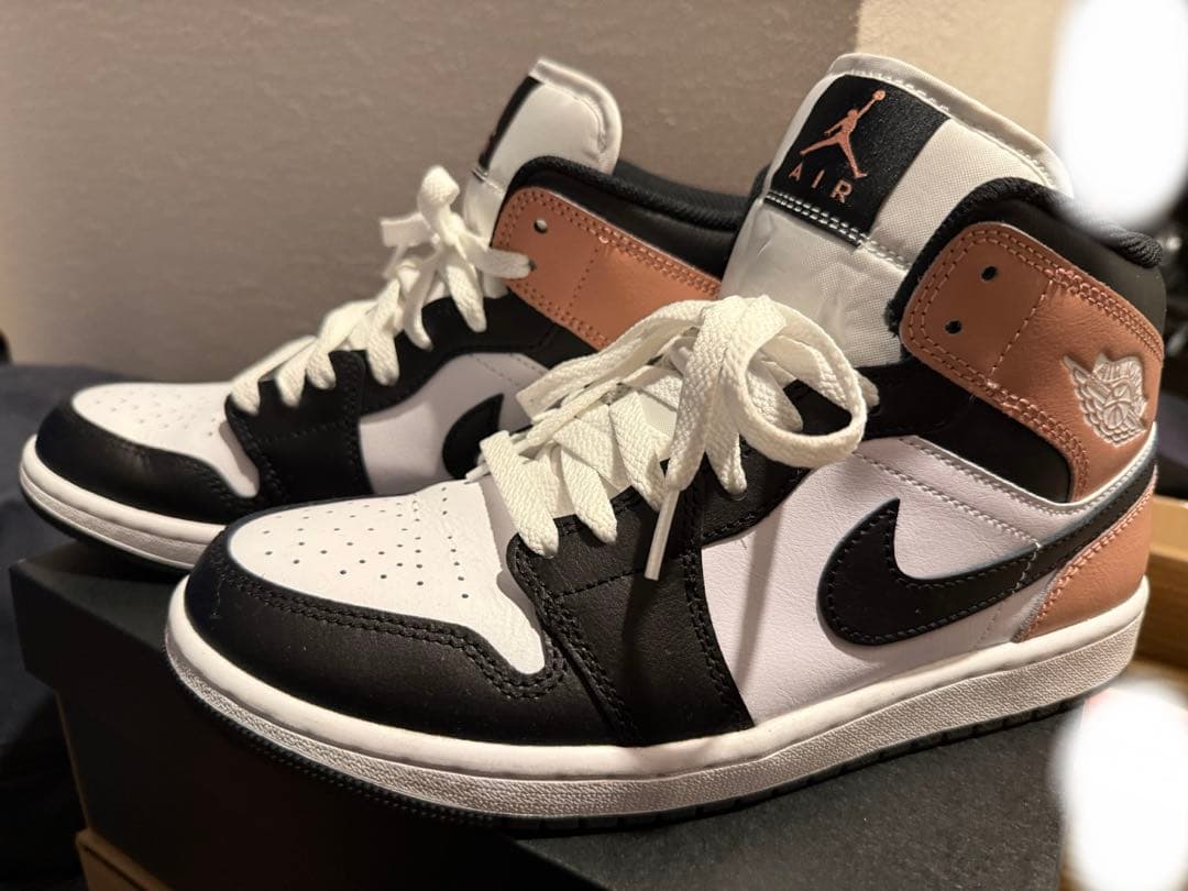 エアジョーダン1MID 箱付き
