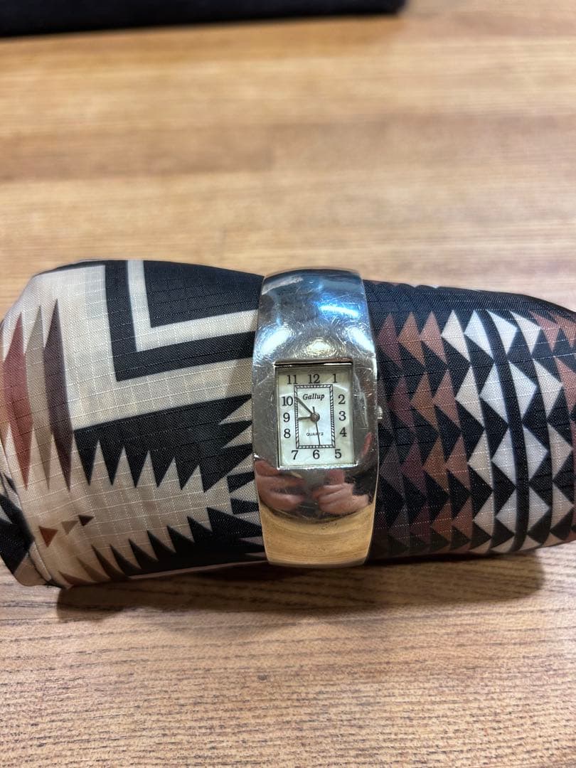 ブルウメン ナバホ バングルウォッチ