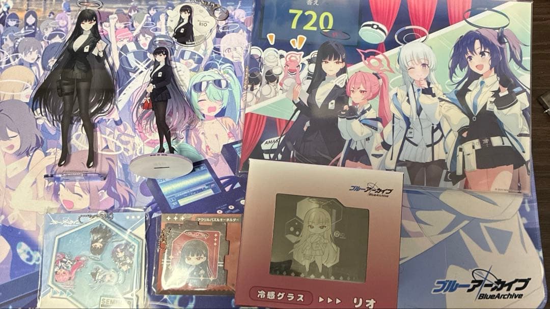 調月リオ　グッズ