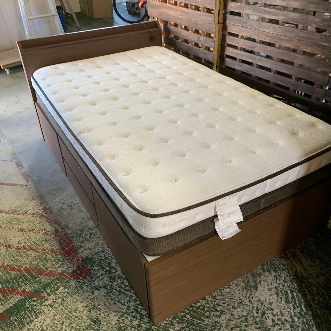 J067R NITORI セミダブルサイズ ベッド フレーム/マットレス