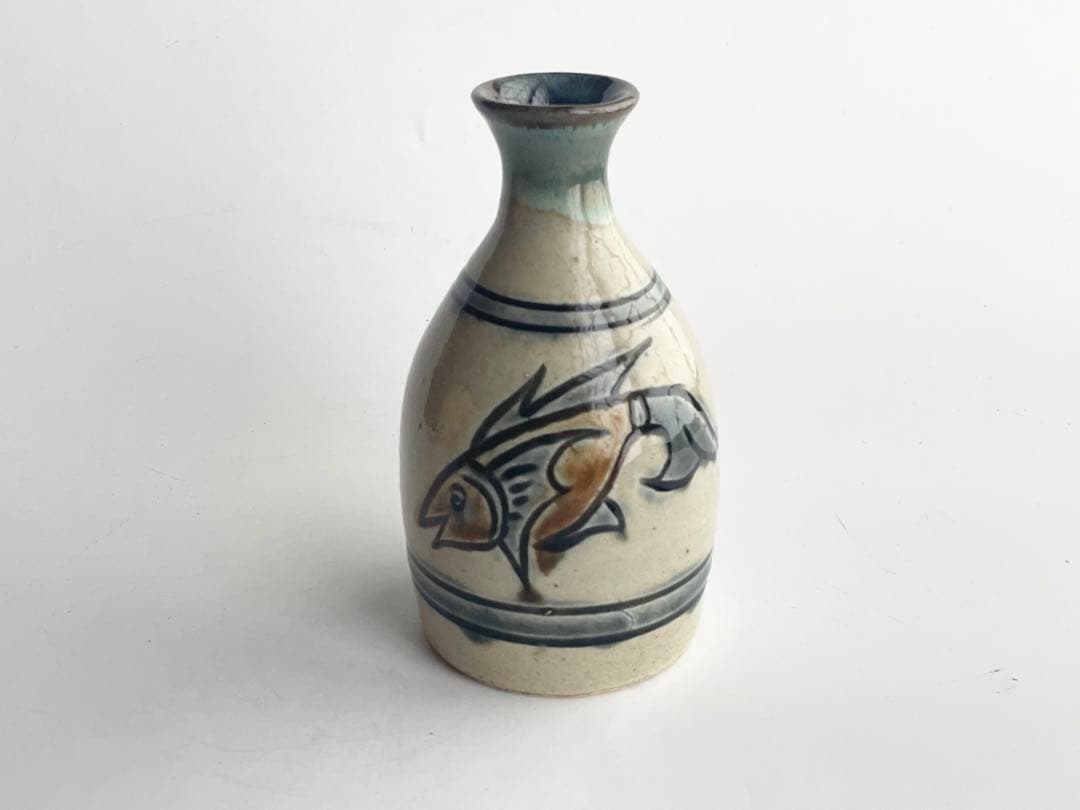 陶芸家　人間国宝　金城次郎　壺屋焼　徳利　酒器　共箱　やちむん　沖縄　魚文