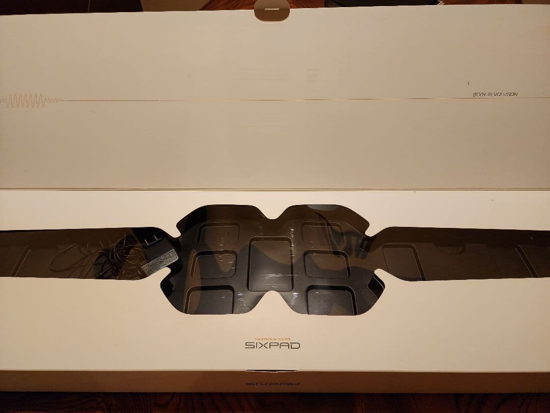 SIXPAD　Abs Belt（アブズベルト Abs Belt（アブズベルト）。