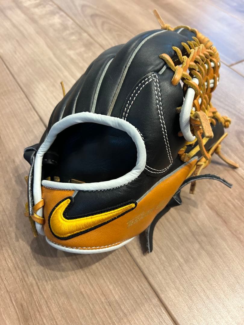 ナイキ　ダイヤモンドレディ　外野手グローブ