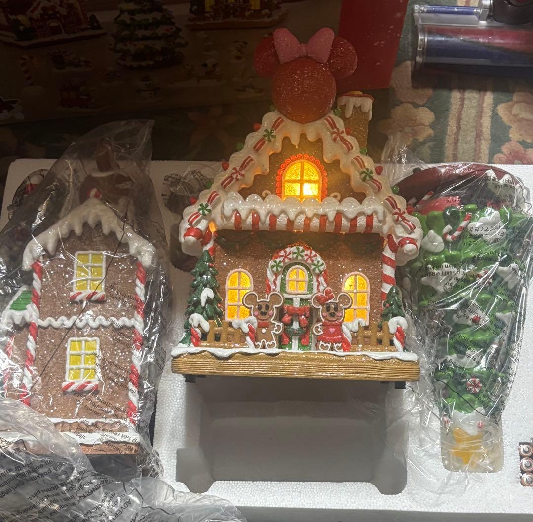 Disney クリスマスデコレーションハウスセット
