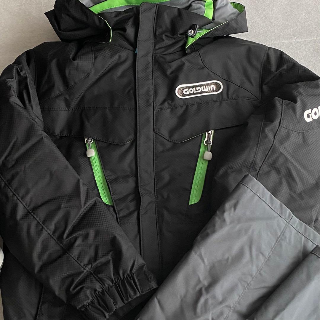 GOLDWINスキーウェア130・IGNIOスノーブーツ20.0cm