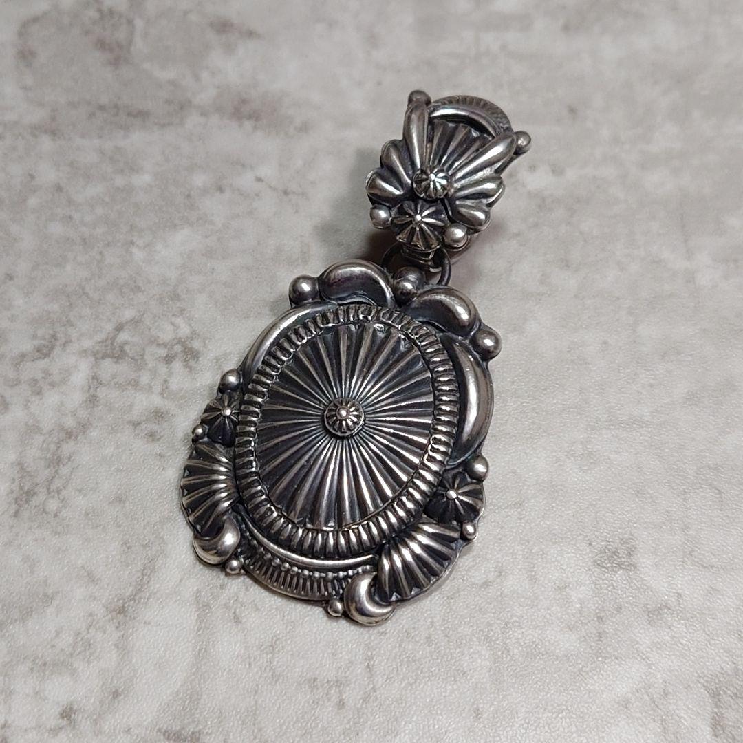 NAVAJO Delbert Gordon コンチョアップリケネックレス 925