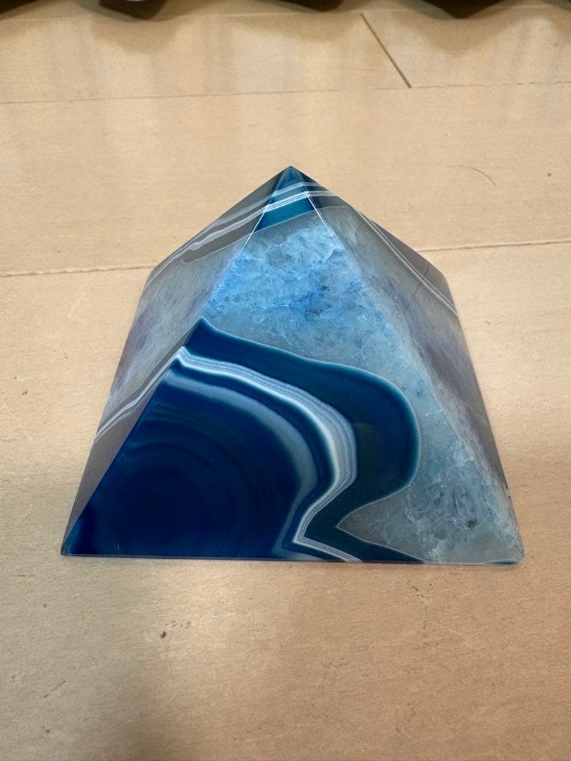 アゲート ピラミッド　ブルーアゲート　青瑪瑙　開運　厄除け