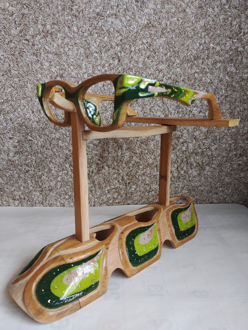 竹製鑑賞用眼鏡 ( 緑炎 )　専用台付き　　ハンドメイド