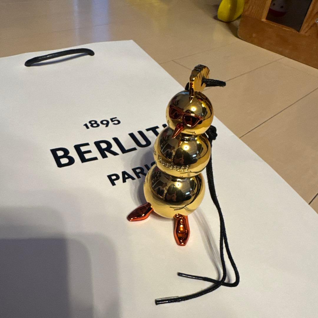 Berluti ノベルティ　非売品　アヒル型キーホルダー ゴールド