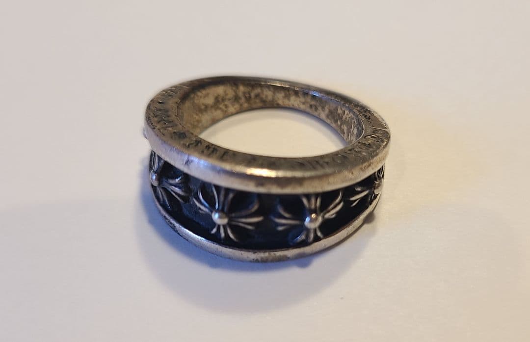 クロムハーツ 花模様リング