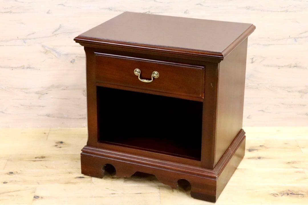 GMHS180N○Thomasville / トーマスビル ナイトテーブル エ