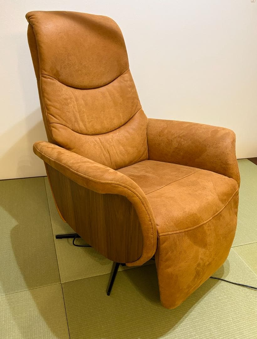 関家具 電動パーソナルチェア　リクライニング　オットマン一体型